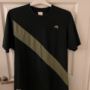 Men’s Tracksmith Van Cortlandt Tee